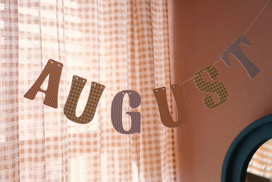 Naamslinger August
