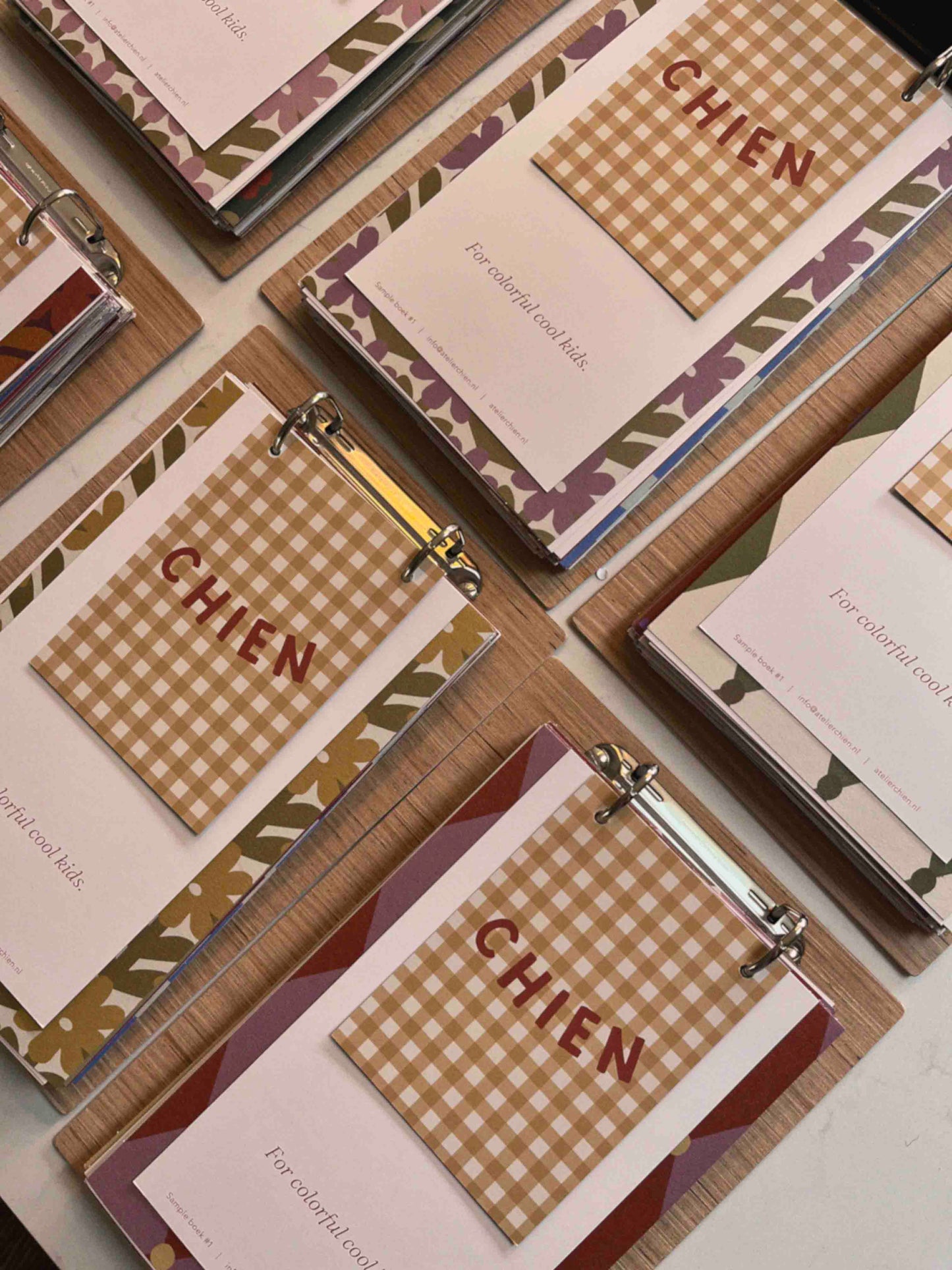 Sampleboek - Behang Atelier Chien